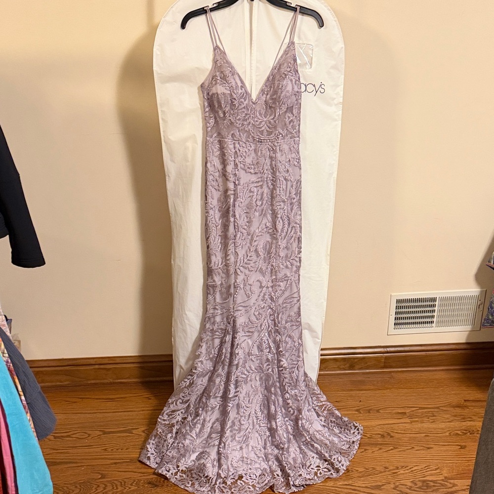 Speechless lavender lace full length evening gown prom dress - size 5